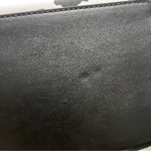 Beaded Pearl Cow Bag - Picture 2 of 4